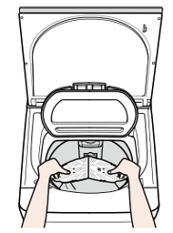 東芝洗濯機のおしゃれ着トレーの取り付け方法1